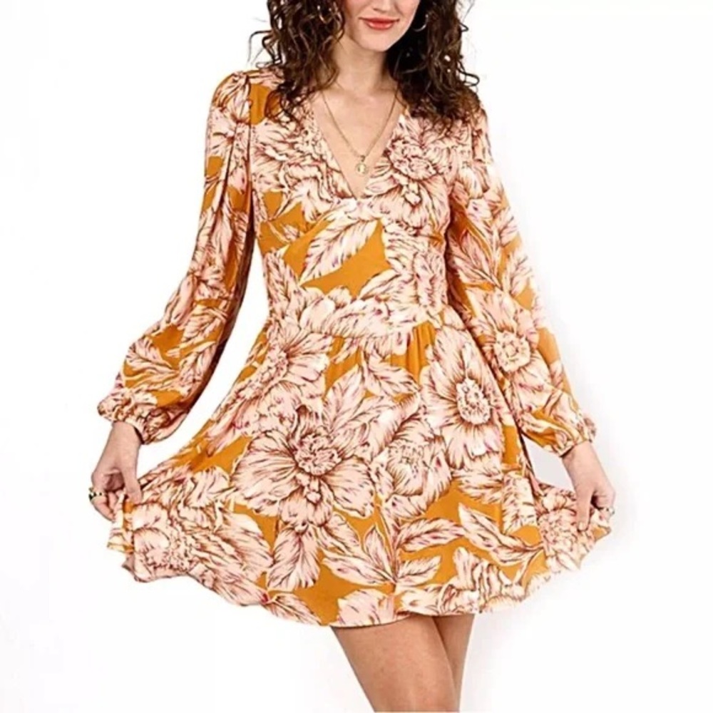 NWT Band of the Free Long Sleeve Orange Floral Fit & Flare Mini Dress Size Small